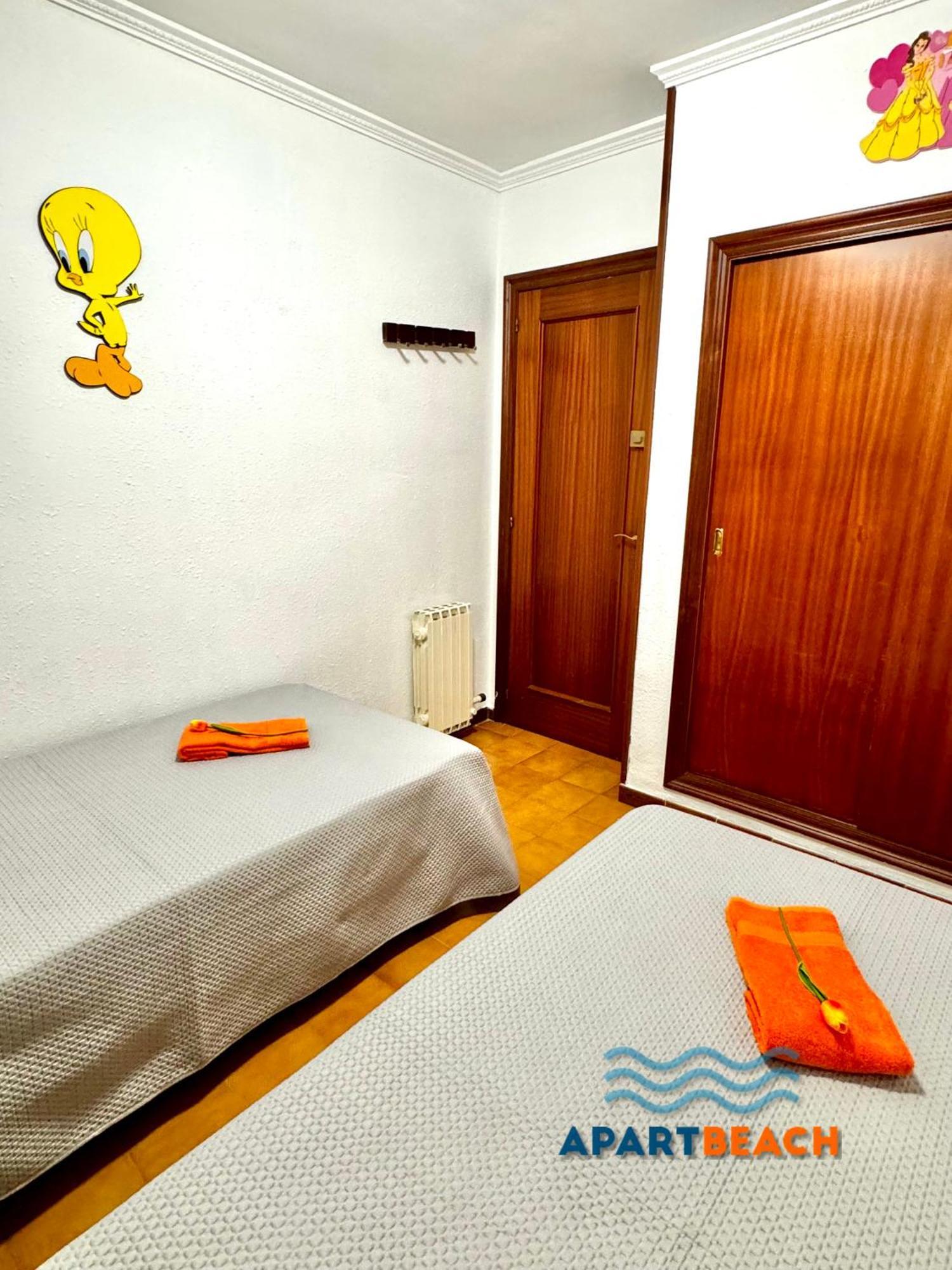 Vacaciones Frente Playa Y Climatizado Apartment Кембрилс Екстериор снимка
