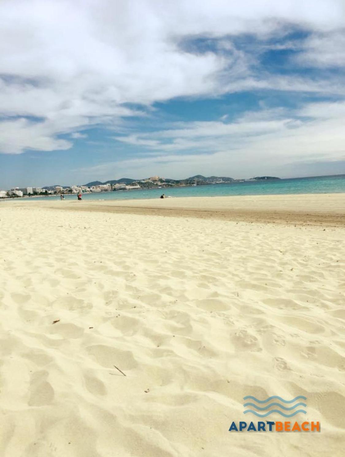 Vacaciones Frente Playa Y Climatizado Apartment Кембрилс Екстериор снимка